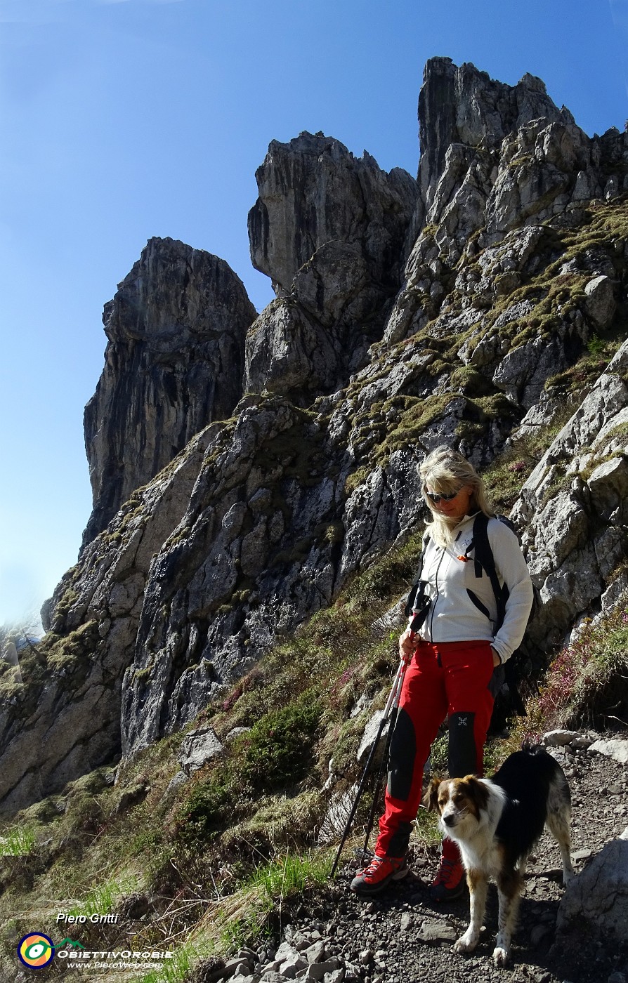 28 Torrione d'Alben salendo al Passo La Forca.JPG -                                